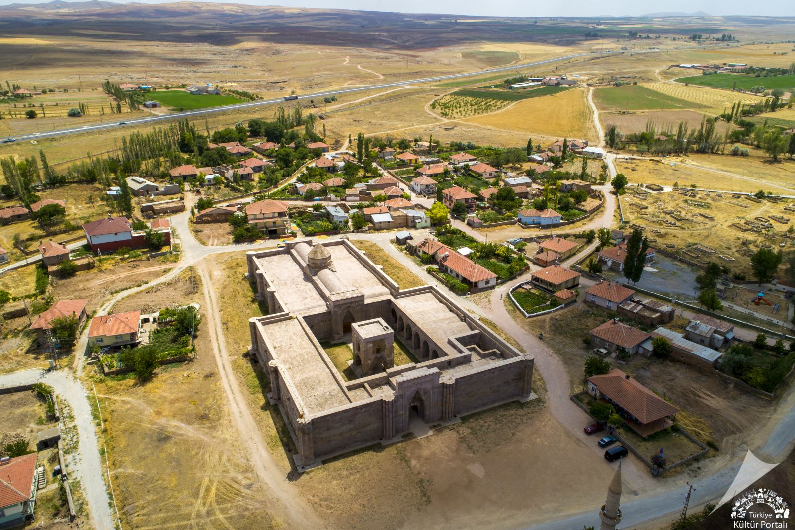 Sultan Hanı Kervansarayı